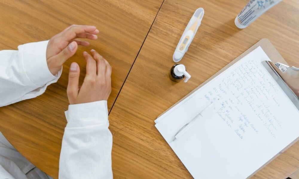 how-to-choose-the-right-medical-director-for-your-healthcare-business